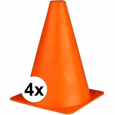 Oranje speelgoedpionnen