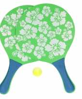 Groene beachball set met bloemenprint buitenspeelgoed