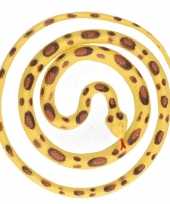 Grote rubberen speelgoed python slangen geel bruin 137 cm
