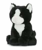 Pluche zwart witte poes kat knuffel zittend 18 cm speelgoed
