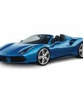 Speelgoed auto ferrari 488 spider 1 43