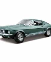 Speelgoed auto ford mustang groen 1 18