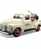 Speelgoedauto chevrolet truck met harley motor 1 24